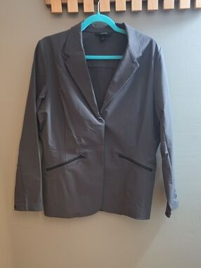 OGIO Women's Gray Single-Button Blazer with Zip Pockets